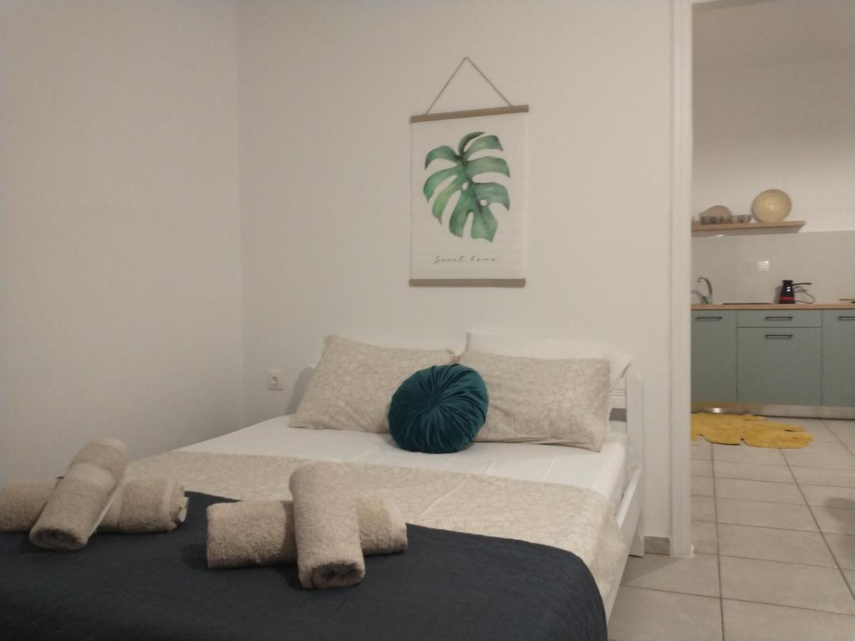 Mini Avra Country house