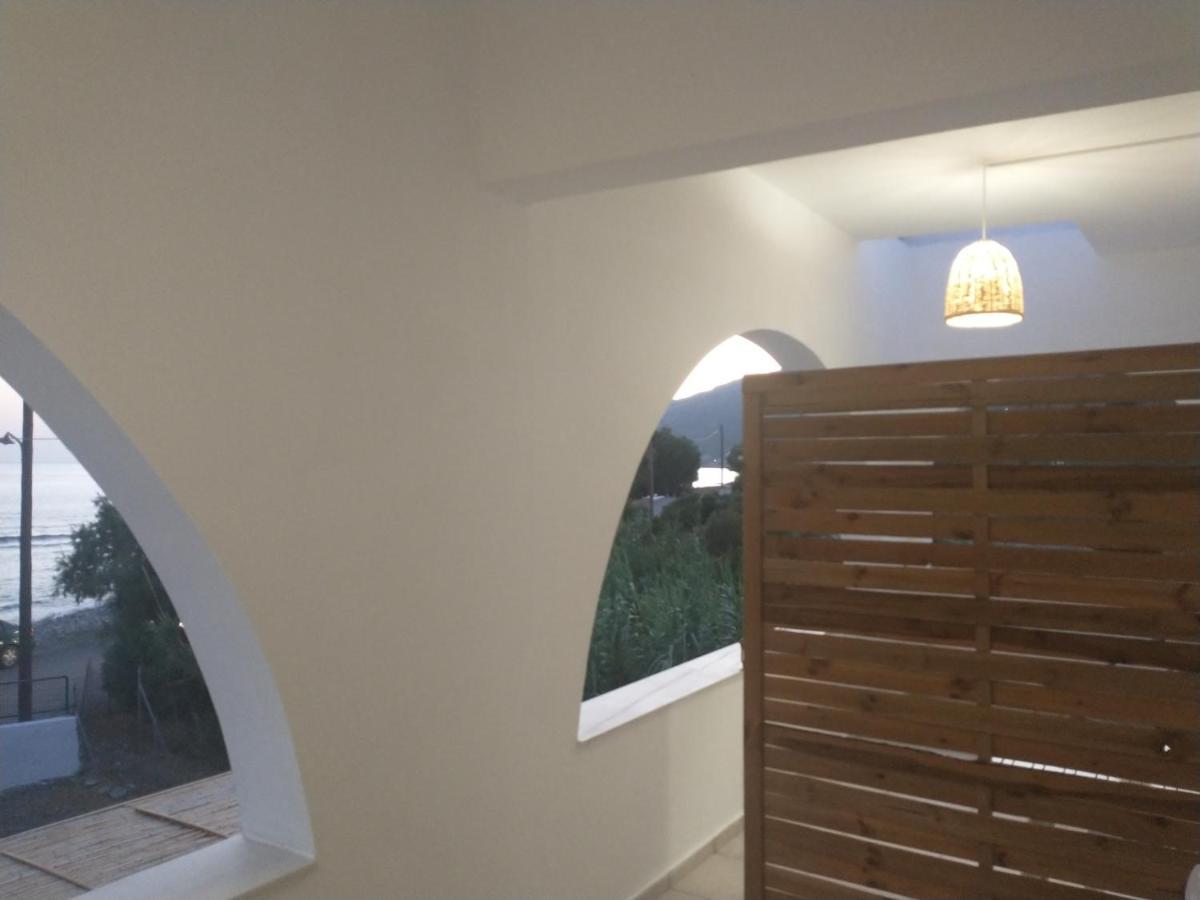 Mini Avra Country house