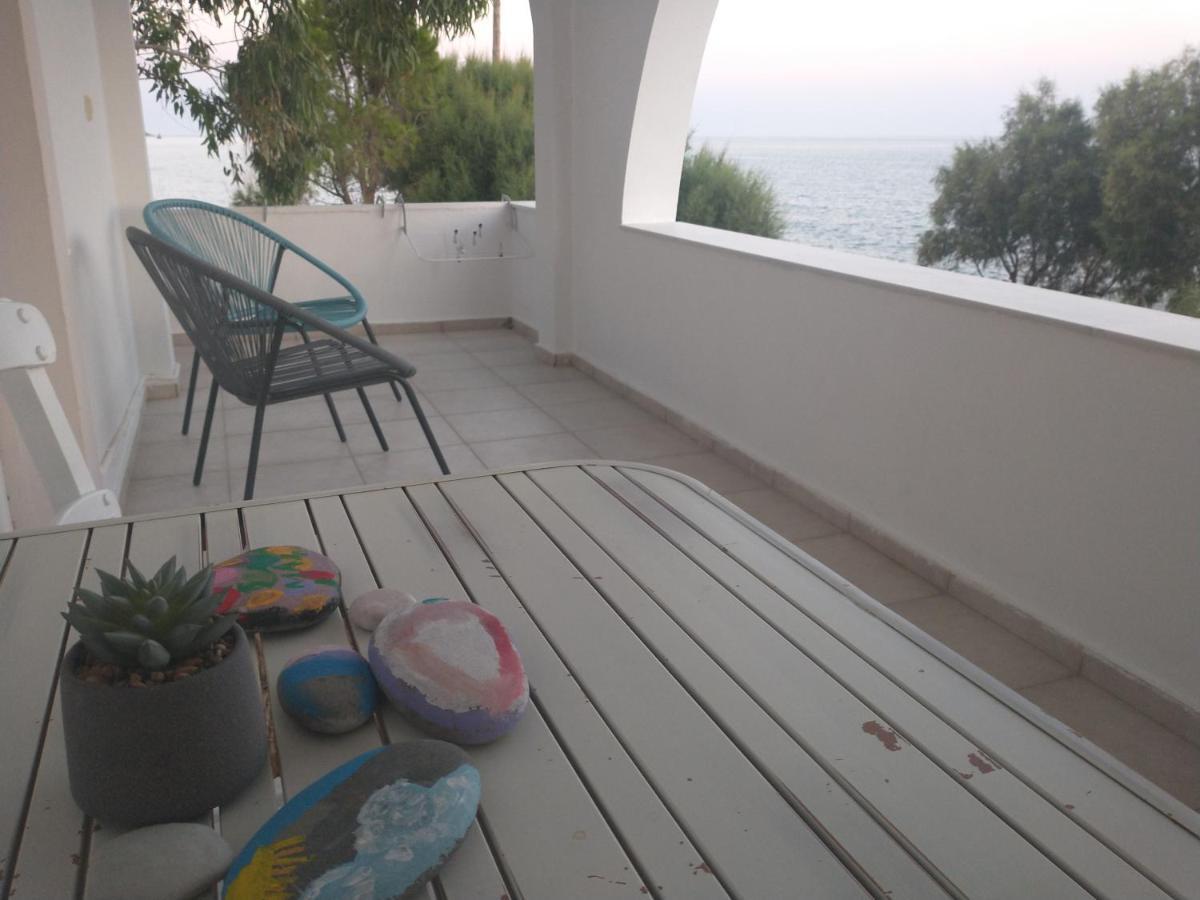 Mini Avra Country house